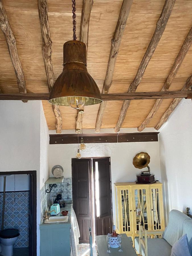 El Escondite De Martina, Aticos Romanticos Setenil De Las Bodegas Ngoại thất bức ảnh